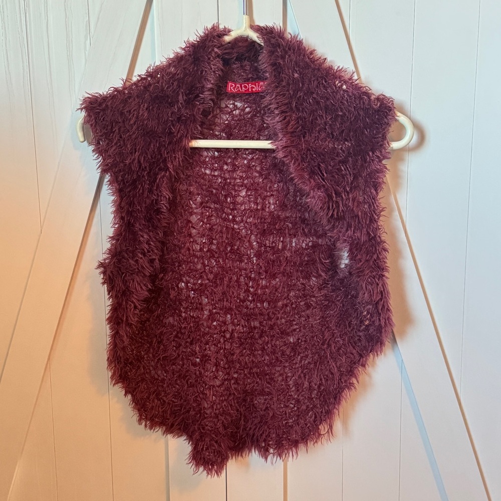 Off the shoulders women’s plum colour Raphia brand